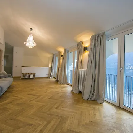 Teresa Grande - Lake Como * Brienno